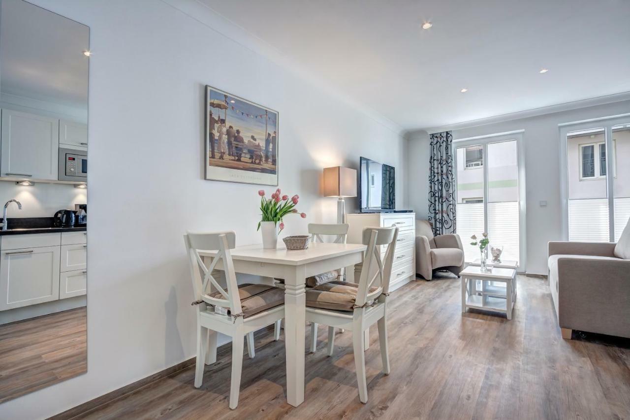 Aparthotel Villa Lea Heringsdorf  Bagian luar foto